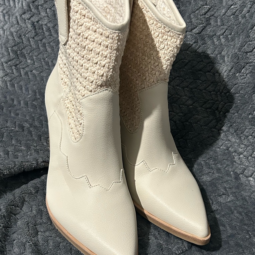 Dolce Vita Cream Textured Heeled Boots